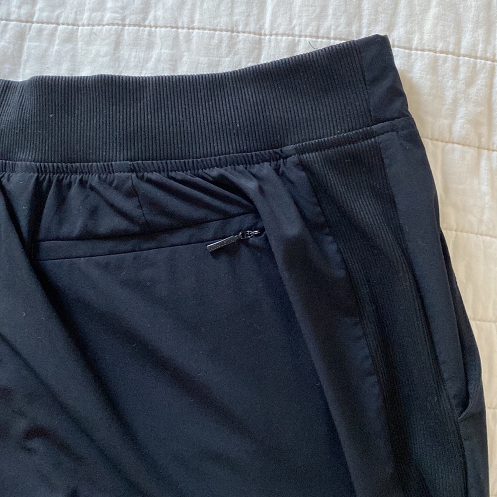 Athleta Brooklyn Ankle Pant Size 10 Color Black